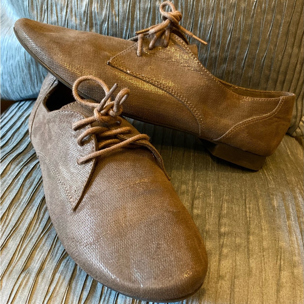 🐭Women’s American Eagle Oxford Shoes, size 8